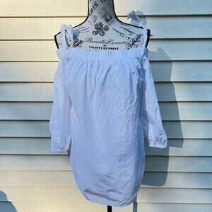 Gap optic white off the shoulder long sleeve blouse with shoulder tie Detail